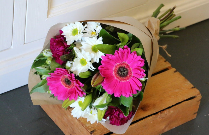 Affordable Flowers Bouquet Near Me: Floral Beauty Without Compromise - Tooka Florist