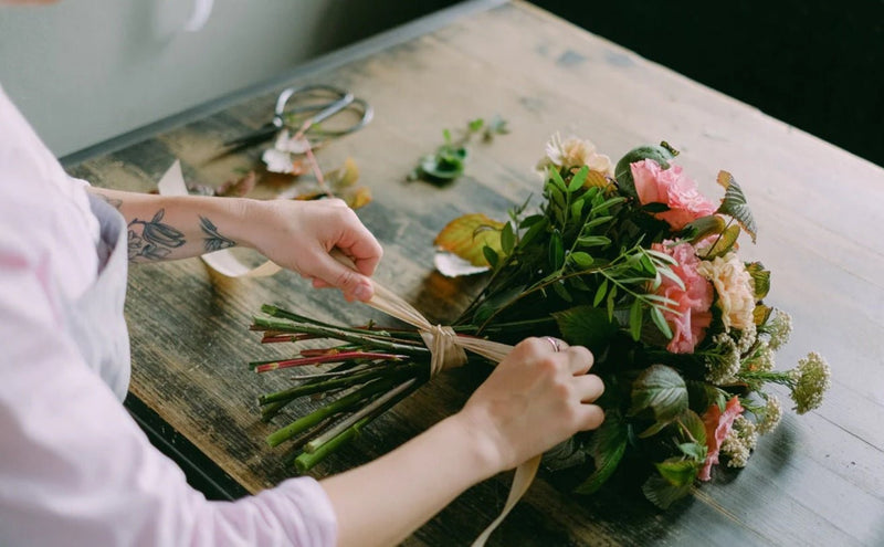 Fresh Flower Bouquet – Real Flowers, Stunning Arrangements, Affordable Prices at Tooka - Tooka Florist