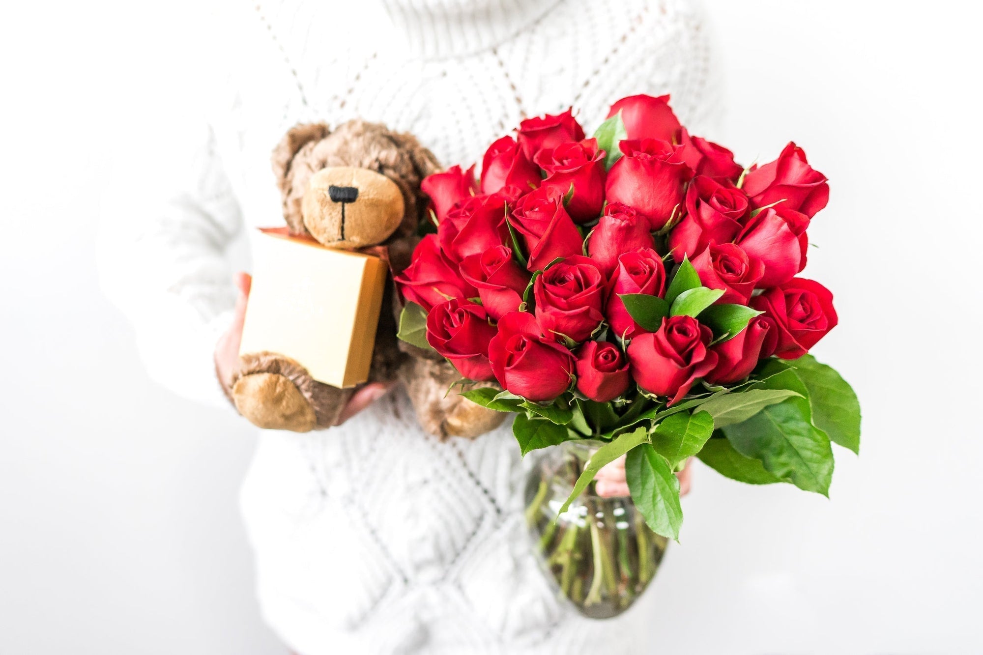 What Flowers to Get Girlfriend for Valentine’s Day? - Tooka Florist