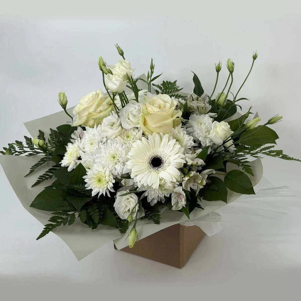 Eternal love Bouquet by Tooka Florist – Luxury Flowers Serving North, West & Greater Vancouver