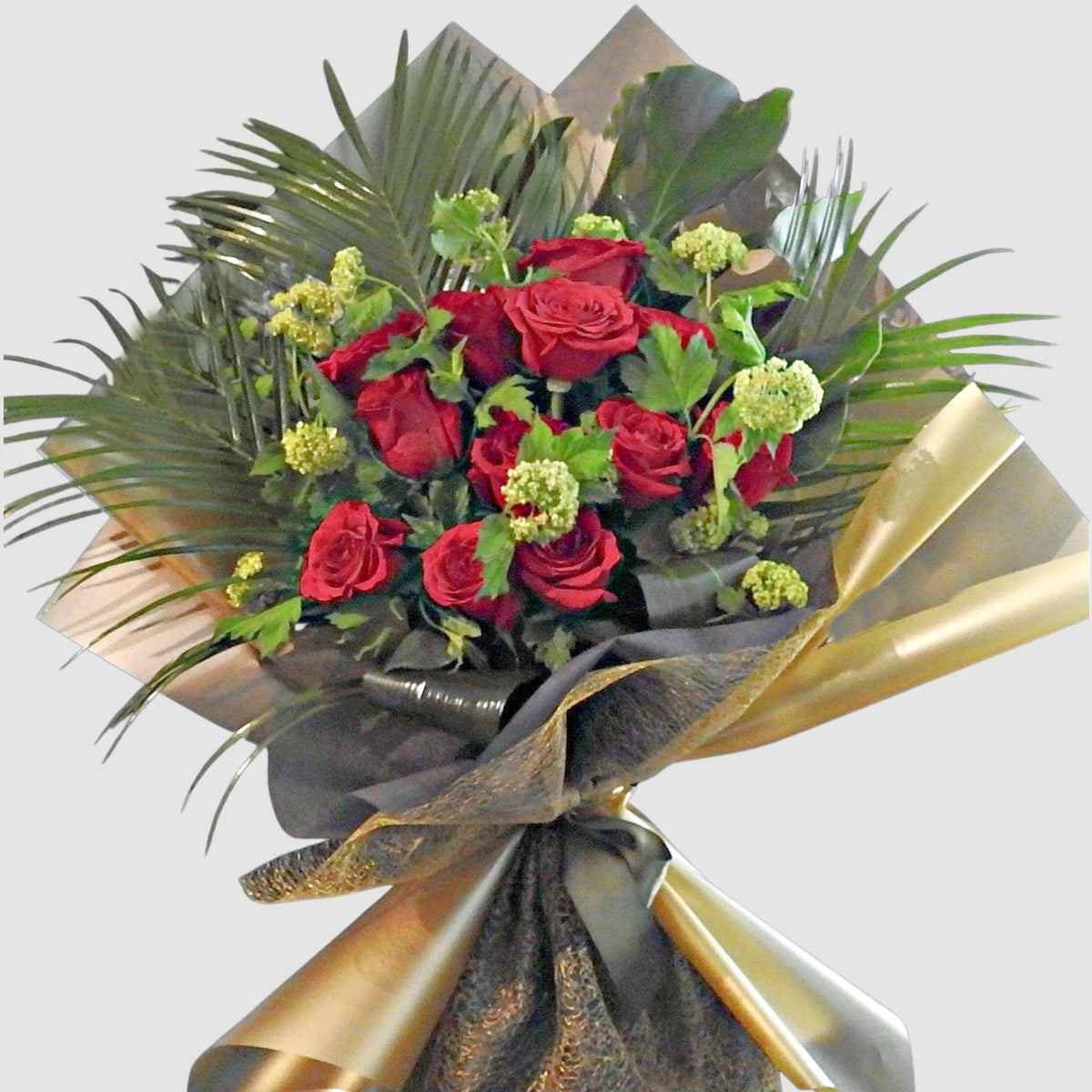 Signature Dozen Roses by Tooka Florist – Luxury Flowers Serving North, West & Greater Vancouver