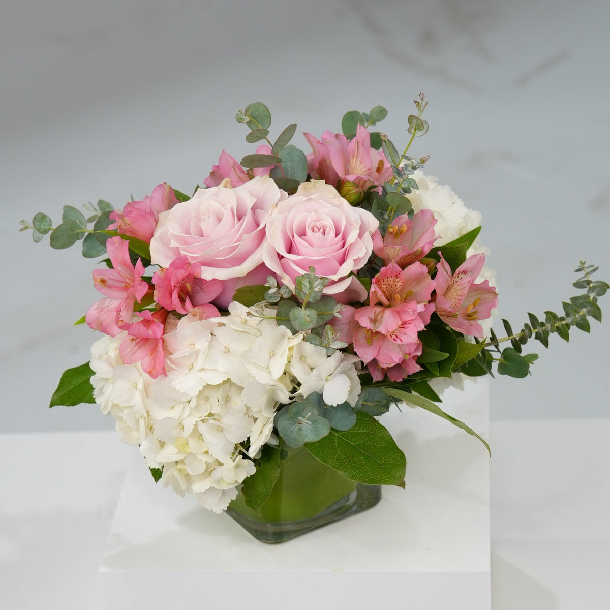 Sweet Blush Cube by Tooka Florist – Luxury Flowers Serving North, West & Greater Vancouver