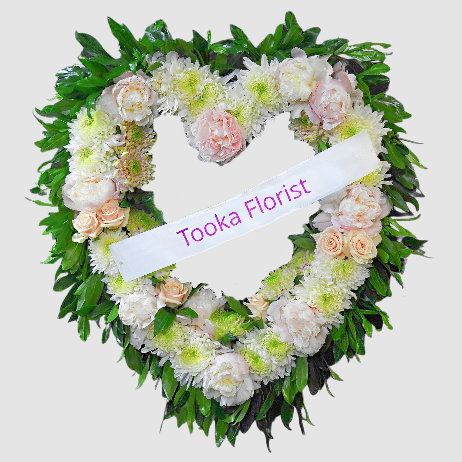 Heart Spray - Tooka Florist