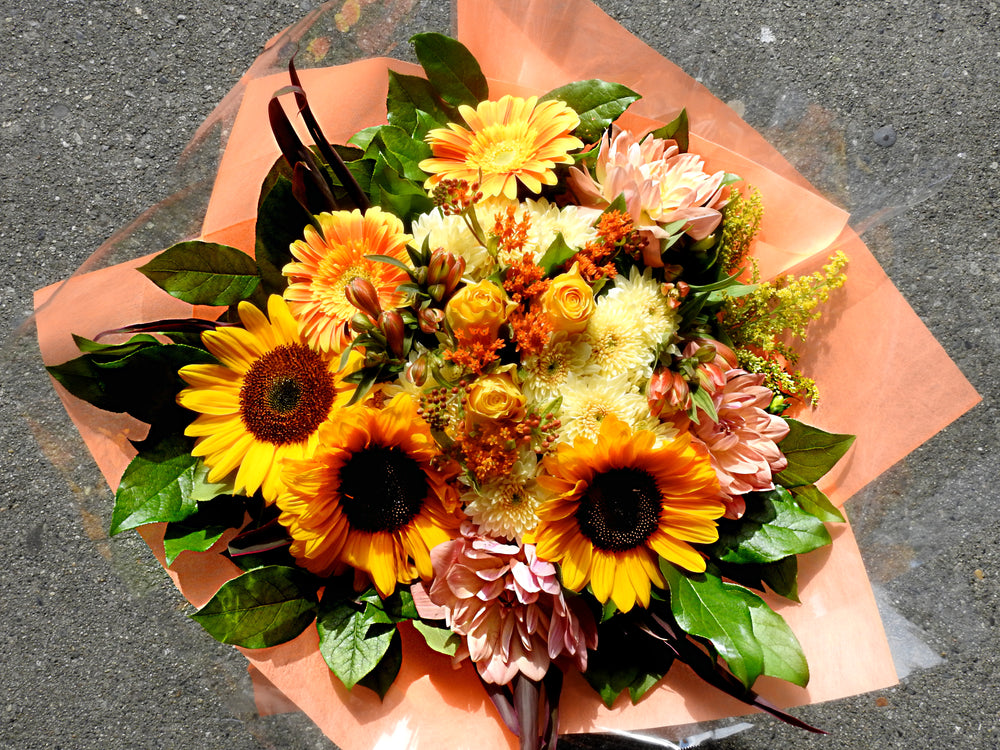 Summer Bouquet - Tooka Florist